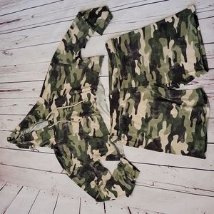 Camo outfit 2 Piece Set